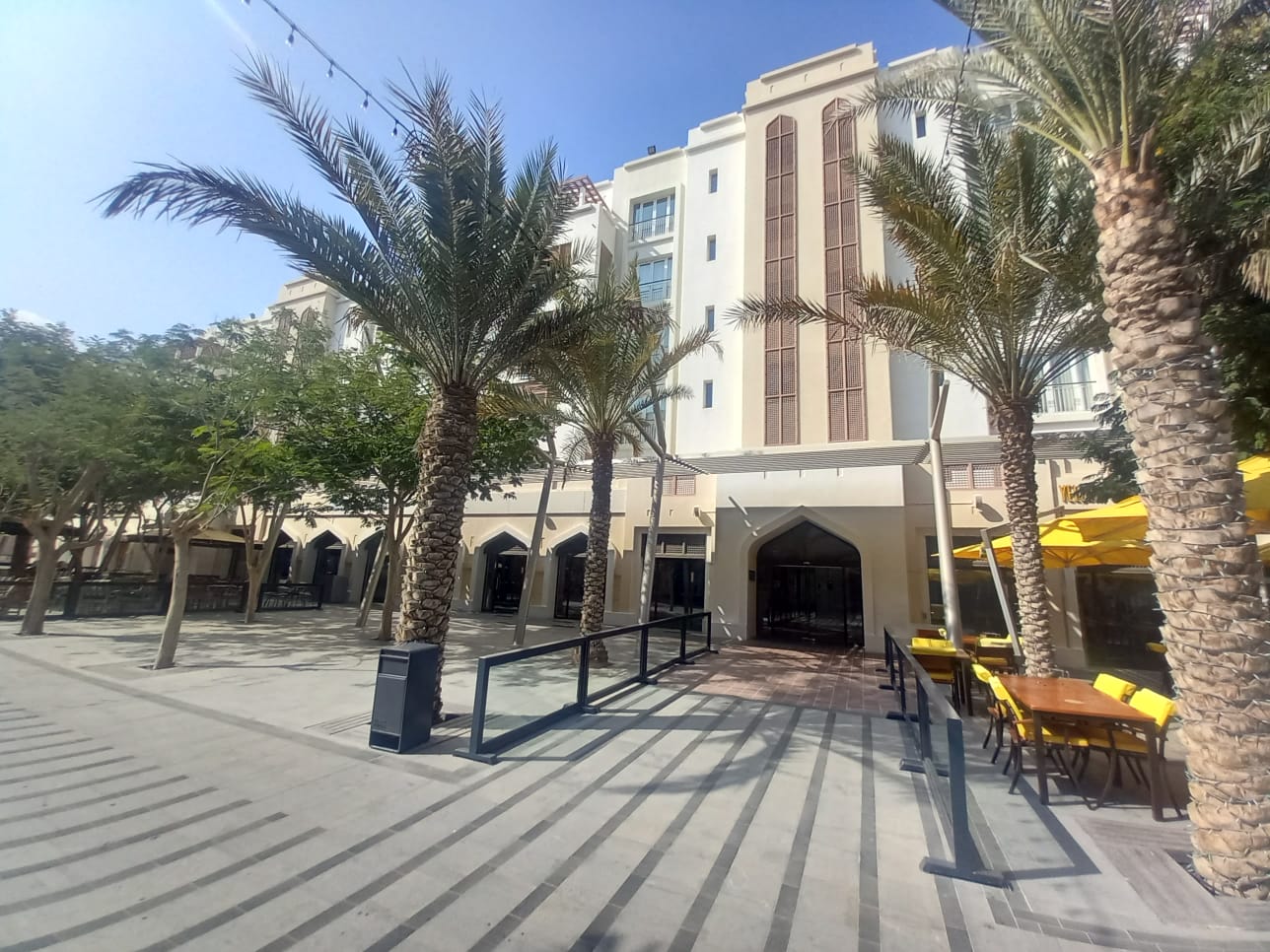 3 bedrooms Apartment in Muscat, Oman No. 1442