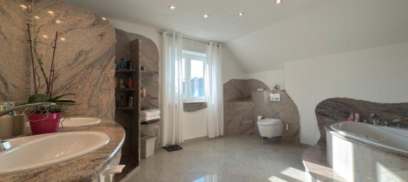 5 bedrooms House in Biberach, Germany No. 351628 8