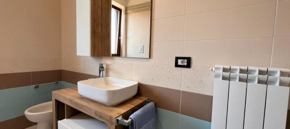 5 rooms Apartment in Castiglione del Lago, Italy No. 129864 29