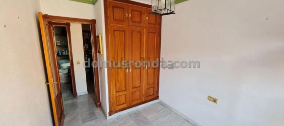 4 Schlafzimmer Wohnung in Malaga, Spain, Nr. 160106 9