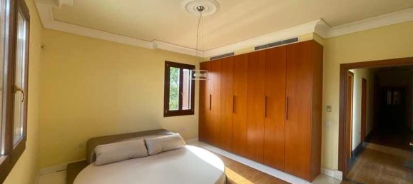 5 bedrooms House in Strovolos, Cyprus No. 7307 16