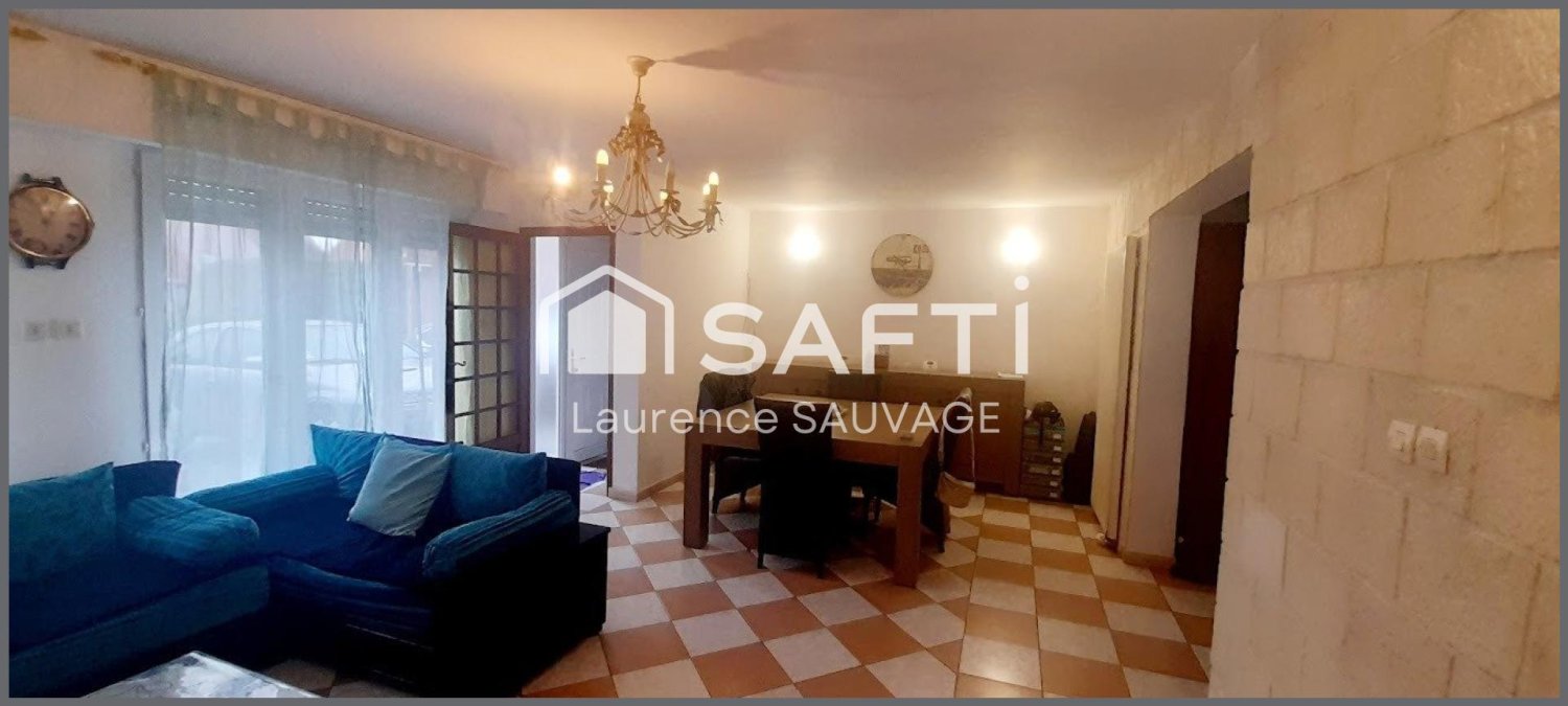 Casa de 5 dormitorios en Herin, France No. 222353