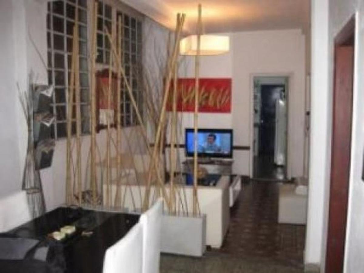 2 bedrooms House in Tres de Febrero, Argentina No. 14931