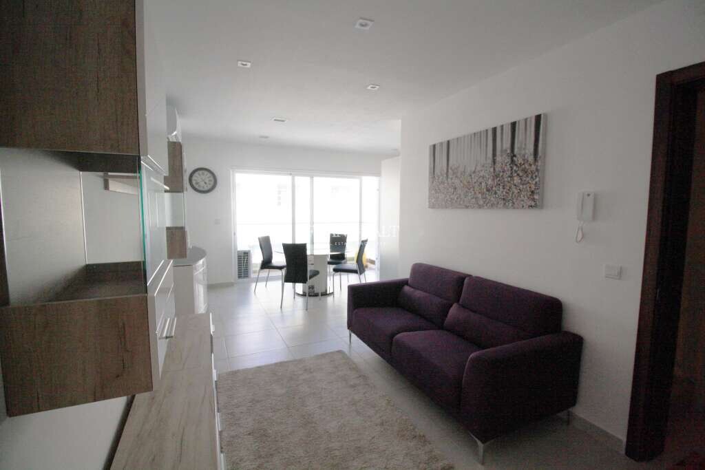 2 bedrooms Apartment in Sliema, Malta No. 9303