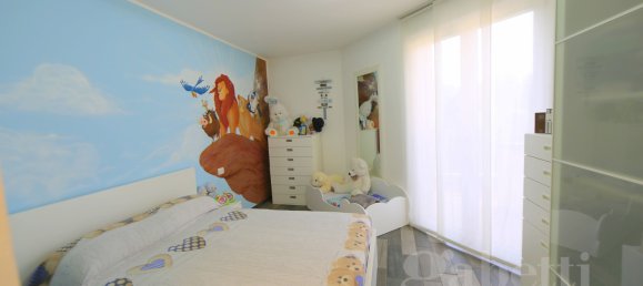 3 bedrooms Penthouse in Busto Arsizio, Italy No. 171038 17