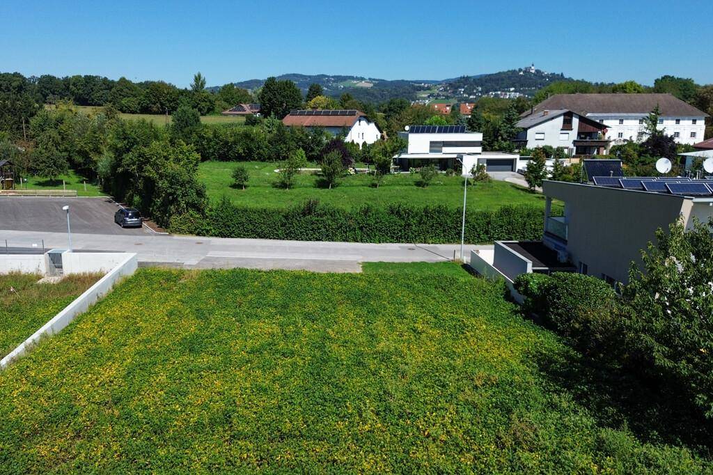 Terreno en Leonding, Austria 733 m² No. 224706