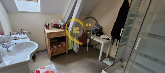 Casa de 4 dormitorios en Rians, France No. 65730 19