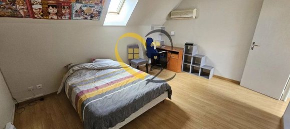 Casa de 4 dormitorios en Rians, France No. 65730 26