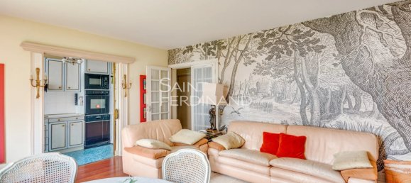 3 bedrooms Apartment in Paris, France No. 108738 4