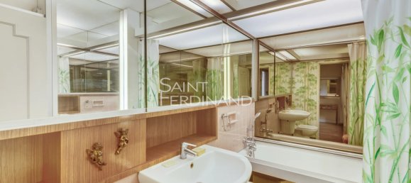 3 bedrooms Apartment in Paris, France No. 108738 10