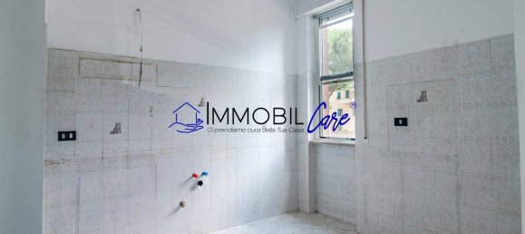 2 bedrooms Apartment in Livorno, Italy No. 284551 7