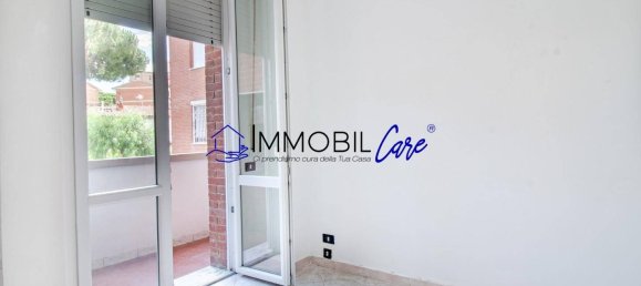 2 bedrooms Apartment in Livorno, Italy No. 284551 3