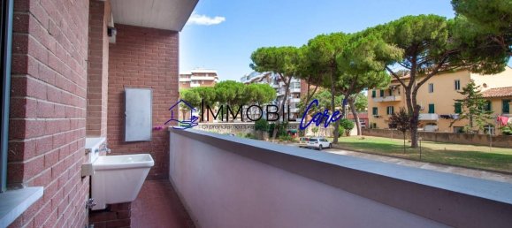 2 bedrooms Apartment in Livorno, Italy No. 284551 5
