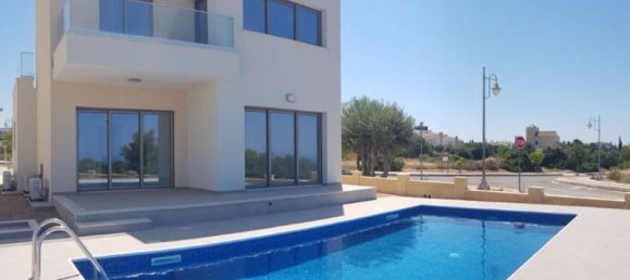 Вилла с 3 спальнями в Куклия, Кипр № 9331 3