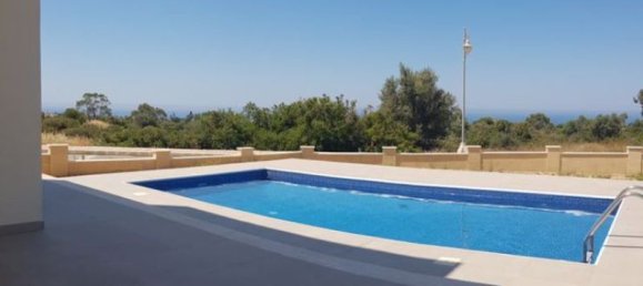 Вилла с 3 спальнями в Куклия, Кипр № 9331 5