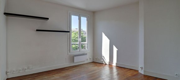 1 bedroom Apartment in Poissy, France No. 187119 2
