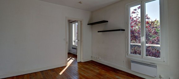 1 bedroom Apartment in Poissy, France No. 187119 3