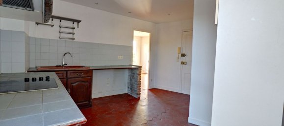 1 bedroom Apartment in Poissy, France No. 187119 6