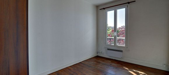 1 bedroom Apartment in Poissy, France No. 187119 5