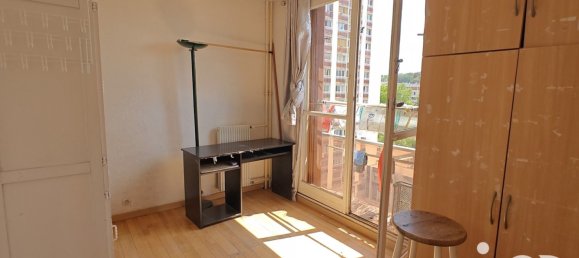 3 bedrooms Apartment in Pantin, France No. 296322 19