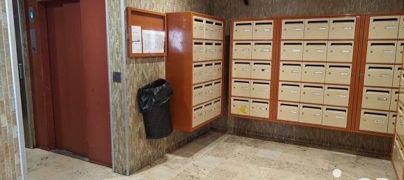 3 bedrooms Apartment in Pantin, France No. 296322 6