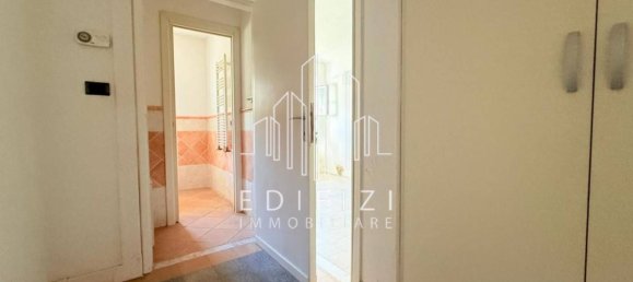 1 bedroom Apartment in Massa, Italy No. 355228 7