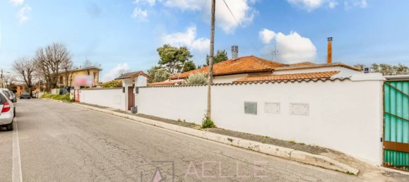 3 bedrooms Villa in Rome, Italy No. 67316 11