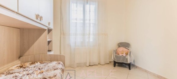 3 bedrooms Villa in Rome, Italy No. 67316 7