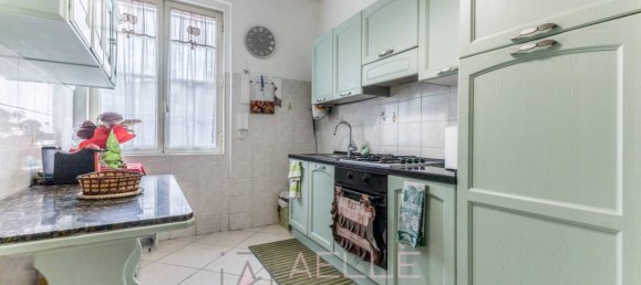 3 bedrooms Villa in Rome, Italy No. 67316 13