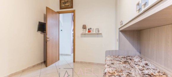 3 bedrooms Villa in Rome, Italy No. 67316 6