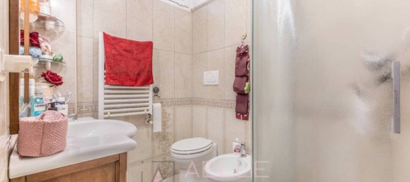 3 bedrooms Villa in Rome, Italy No. 67316 23