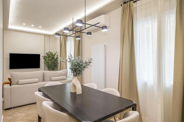 3 bedrooms Apartment in Madrid, Spain No. 113262