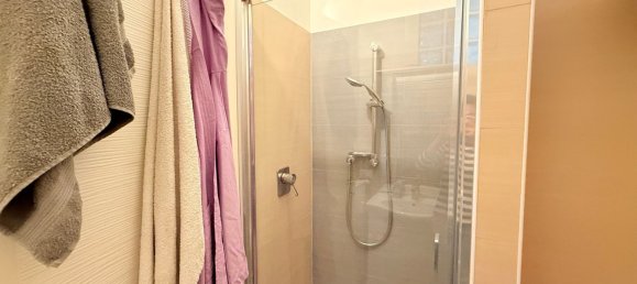 2 bedrooms Apartment in Turin, Italy No. 313302 12