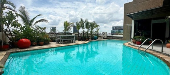 3 bedrooms Condo in Bangkok, Thailand No. 8617 2