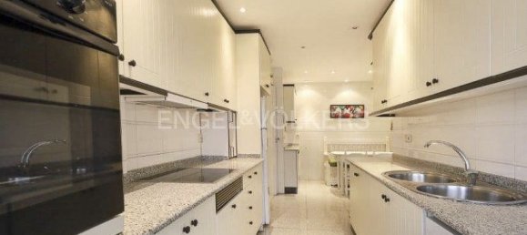 4 bedrooms Apartment in Madrid, Spain No. 164729 20