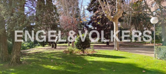 4 bedrooms Apartment in Madrid, Spain No. 164729 23