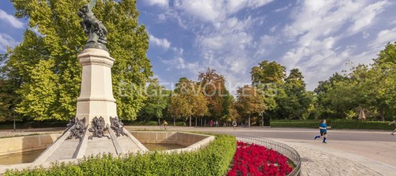 4 bedrooms Apartment in Madrid, Spain No. 164729 26