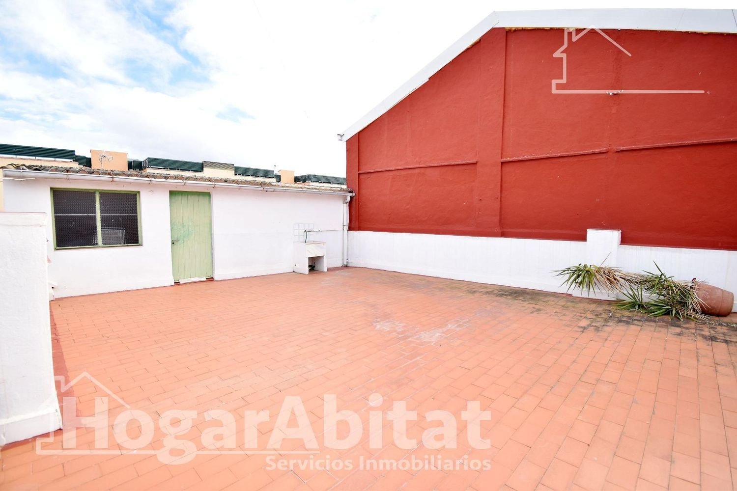 3 bedrooms Townhouse in Valencia, Spain No. 109820