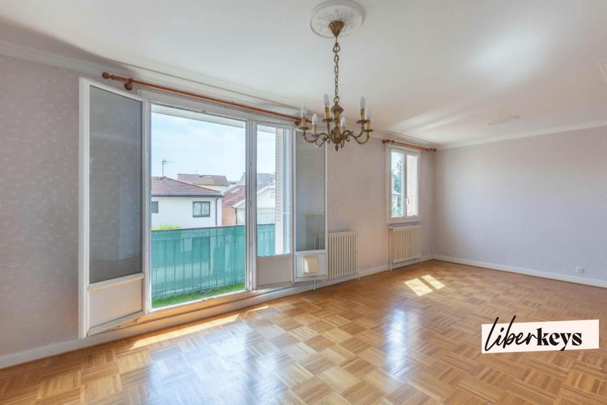 2 chambres Appartement à Villeurbanne, France No. 320885