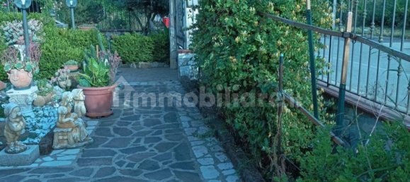 Вилла с 6 спальнями в Презенцано, Италия № 134470 7