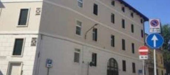 2 bedrooms Apartment in Vicenza, Italy No. 197137 2