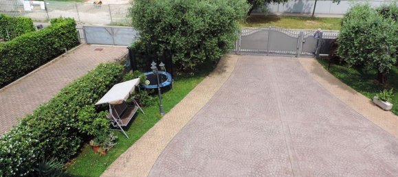 5 rooms Penthouse in Bassano del Grappa, Italy No. 56548 9