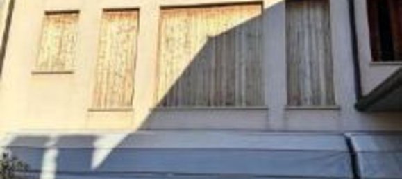 90m² Building in Chiuppano, Italy No. 371060 4