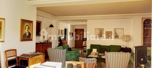 5 bedrooms Apartment in Monza, Italy No. 176945 6