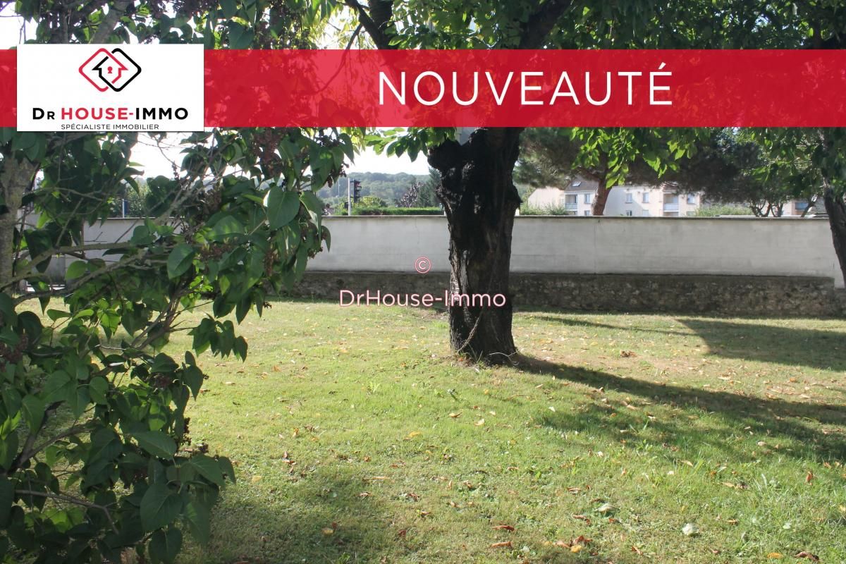  قطعة أرض في Villepreux, France 247متر مربع رقم 178588