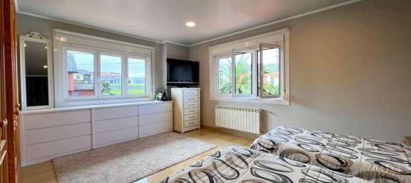 4 bedrooms House in Arteixo, Spain No. 57353 76