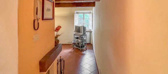 11-Zimmer Haus in Lamporecchio, Italy, Nr. 89548 9