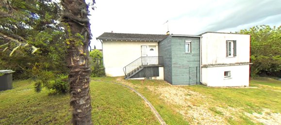 3 Schlafzimmer Haus in Loches, France, Nr. 65475 9