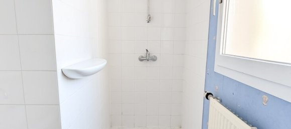 4 Schlafzimmer Haus in Ruelle-sur-Touvre, France, Nr. 282357 14