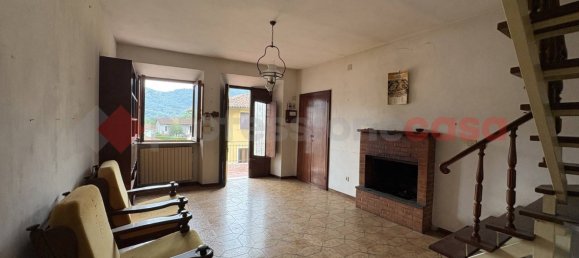 3 rooms House in Barga, Italy No. 314497 8
